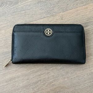 Tory Burch Black Classic Leather Wallet